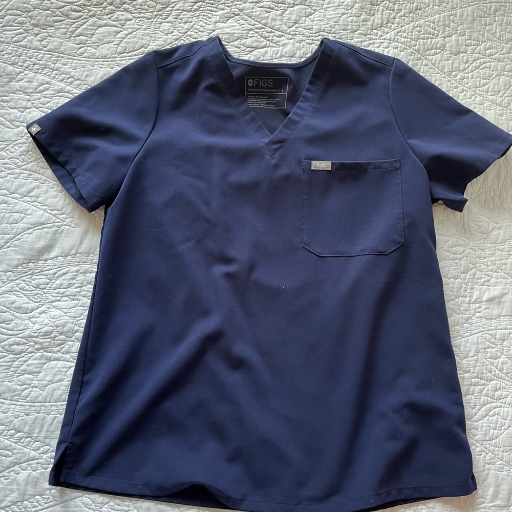 FIGS scrub top